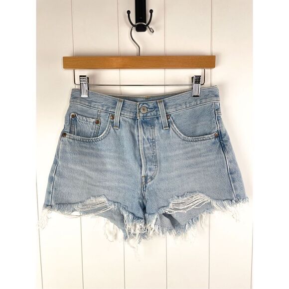 Levis 501® HIGH RISE WOMEN'S SHORTS Button Fly Ojai Frost - Light Wash 25 - Picture 3 of 16